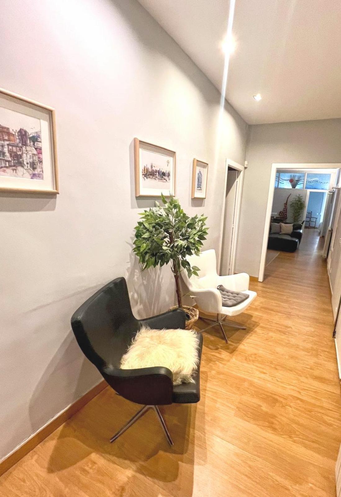 Luxury Central Apartment Барселона Екстер'єр фото