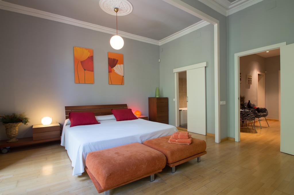 Luxury Central Apartment Барселона Номер фото