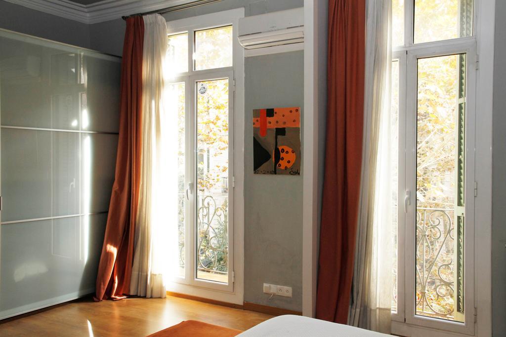 Luxury Central Apartment Барселона Екстер'єр фото